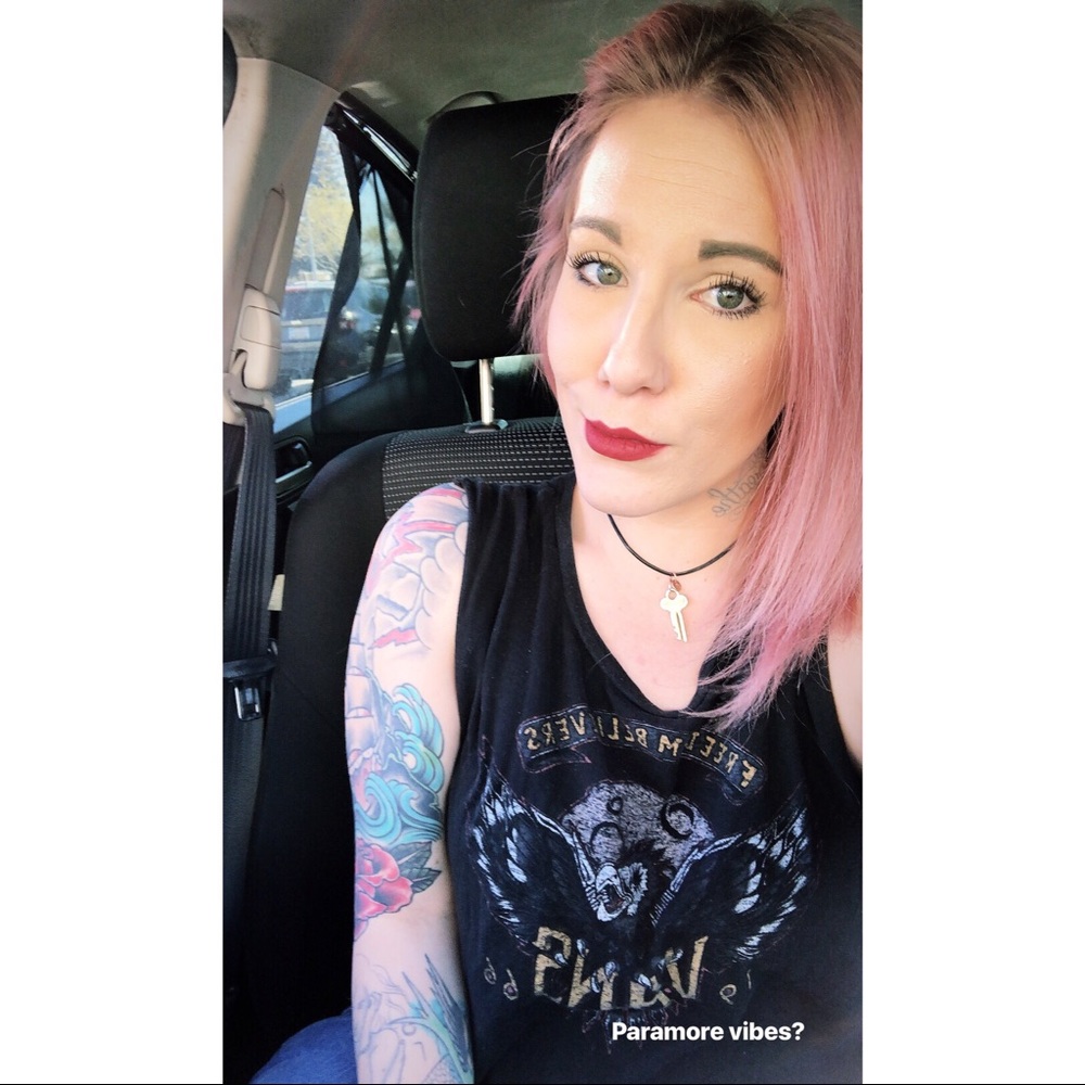 Meet your Posher, Shay